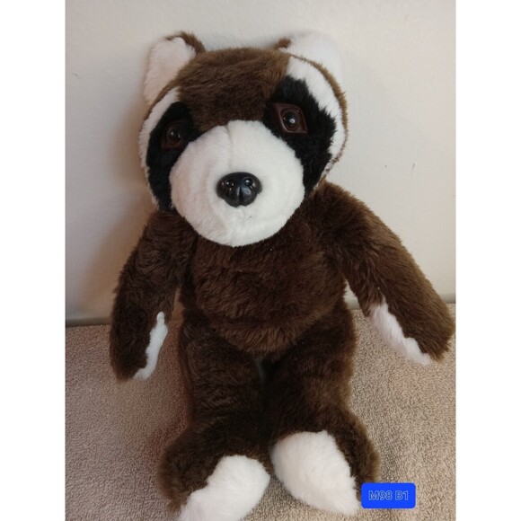 16" Cuddly Soft Raccoon Plush Pawsenclaws & Co - Picture 1 of 3